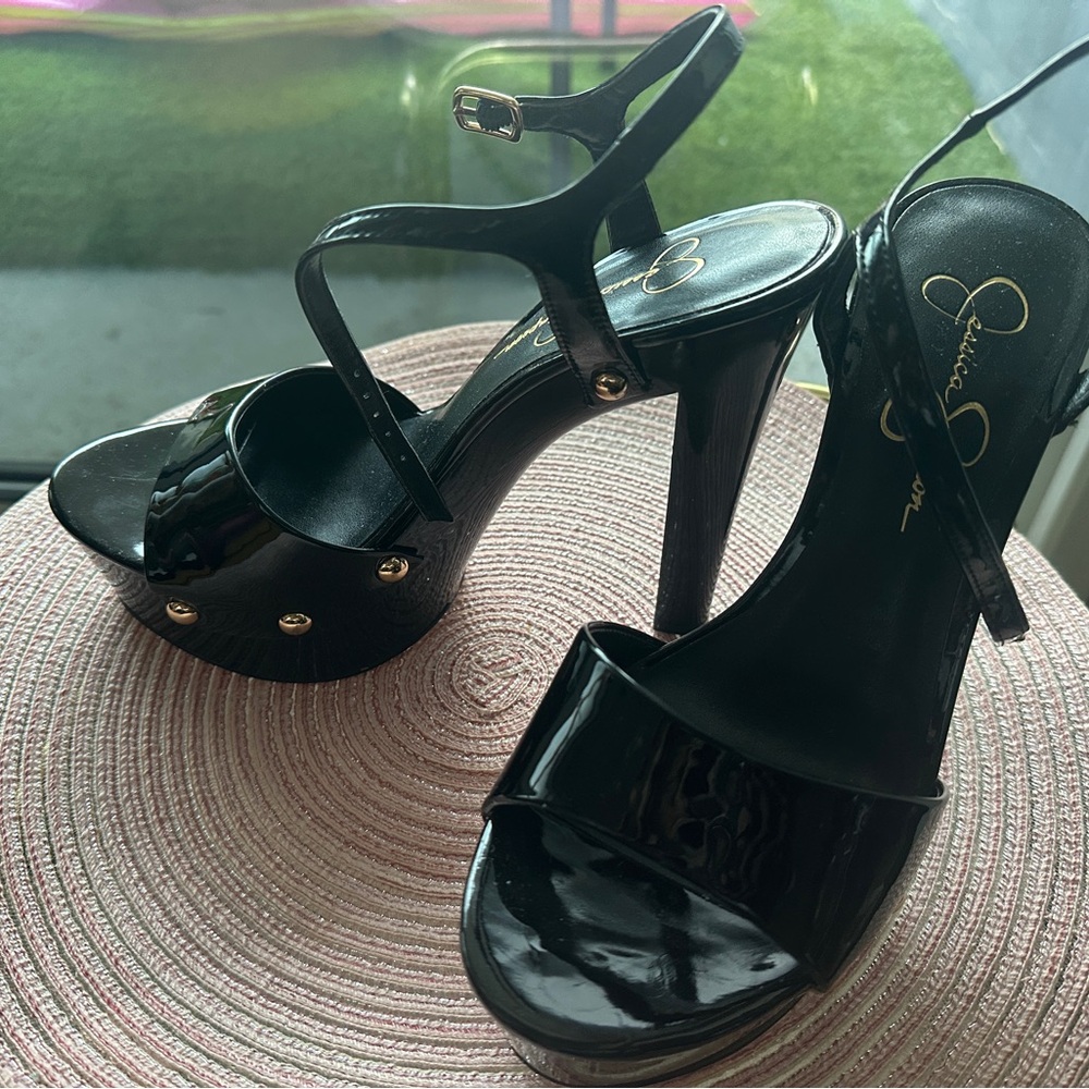 Jessica Simpson Glossy Black Platform Heels